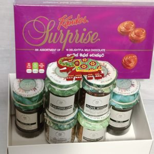 CEYLON HAMPER - TEA , SPICE ,MAGNET AND CHOCOLATE
